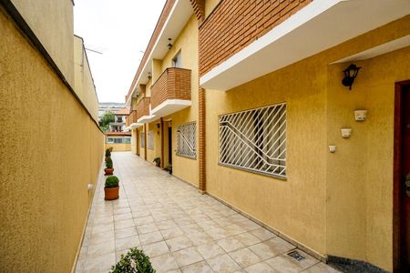 Casa de condomínio à venda com 115m², 2 quartos e 2 vagasFachada