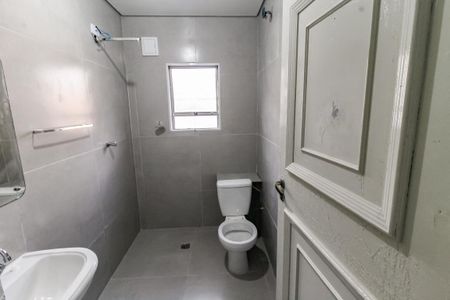 Casa para alugar com 70m², 2 quartos e sem vaga Casa para alugar com 70m², 2 quartos e sem vagaBanheiro