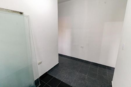 Casa para alugar com 70m², 2 quartos e sem vaga Casa para alugar com 70m², 2 quartos e sem vagaSala