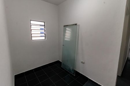 Casa para alugar com 70m², 2 quartos e sem vaga Casa para alugar com 70m², 2 quartos e sem vagaSala