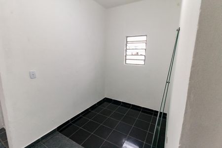 Casa para alugar com 70m², 2 quartos e sem vaga Casa para alugar com 70m², 2 quartos e sem vagaSala