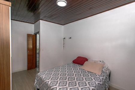 Casa à venda com 360m², 2 quartos e 3 vagasSuíte