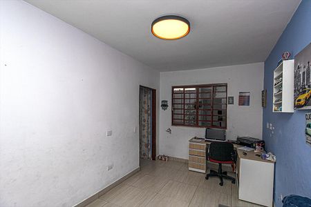 Casa à venda com 360m², 2 quartos e 3 vagasEscritório