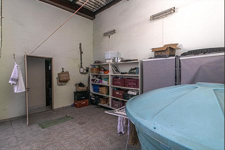 Casa à venda com 360m², 2 quartos e 3 vagasTerraço