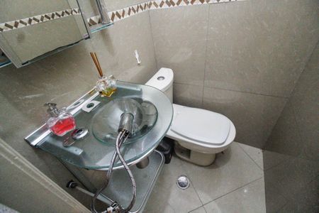 Casa à venda com 208m², 3 quartos e 4 vagasLavabo
