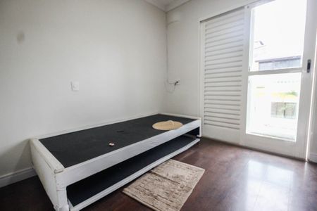 Casa à venda com 208m², 3 quartos e 4 vagasQuarto 2