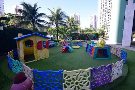 Apartamento à venda com 120m², 3 quartos e 2 vagasÁrea comum - Playground