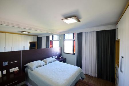 Apartamento à venda com 120m², 3 quartos e 2 vagasSuíte