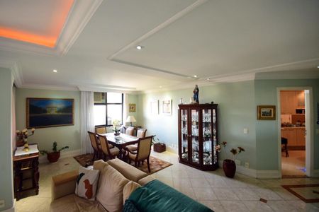 Apartamento à venda com 120m², 3 quartos e 2 vagasSala de Estar