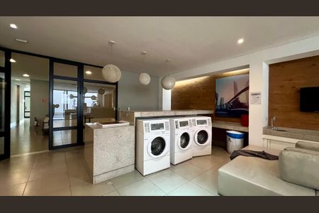 Studio à venda com 57m², 1 quarto e 1 vaga Studio à venda com 57m², 1 quarto e 1 vagaLavanderia