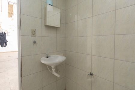 Casa à venda com 250m², 3 quartos e 4 vagasBanheiro de Serviço