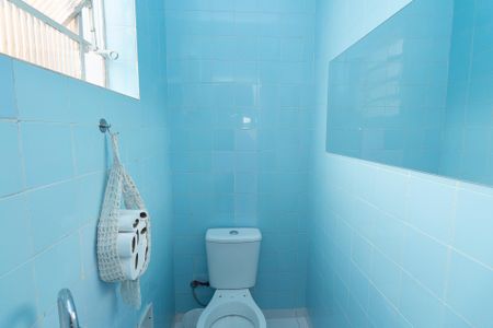 Casa à venda com 250m², 3 quartos e 4 vagasLavabo da Sala