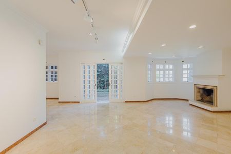 Casa para alugar com 250m², 5 quartos e 5 vagasSala