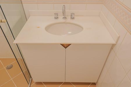 Casa para alugar com 250m², 5 quartos e 5 vagasBanheiro da Suíte 4