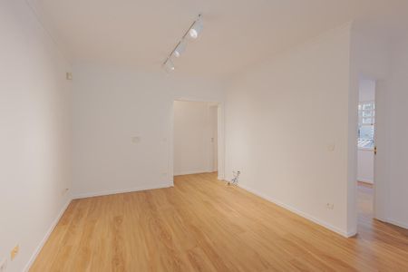 Casa para alugar com 250m², 5 quartos e 5 vagasCorredor