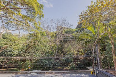 Casa para alugar com 250m², 5 quartos e 5 vagasVaranda da Suíte 5