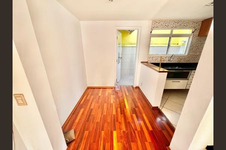 Casa de condomínio para alugar com 133m², 3 quartos e 2 vagas Casa de condomínio para alugar com 133m², 3 quartos e 2 vagasCozinha