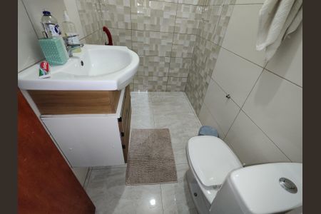 Casa à venda com 100m², 3 quartos e 1 vagaBanheiro 1