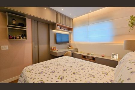 Apartamento à venda com 186m², 4 quartos e 4 vagas Suite 3