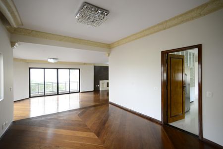 Apartamento à venda com 270m², 4 quartos e 4 vagasSala