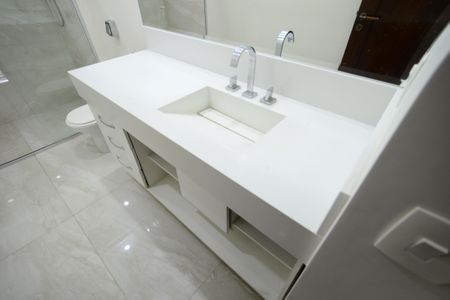 Apartamento à venda com 270m², 4 quartos e 4 vagasBanheiro