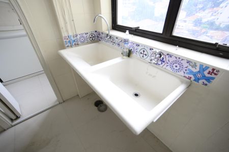 Apartamento à venda com 270m², 4 quartos e 4 vagasÁrea de Serviço