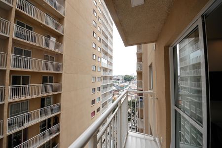 Apartamento para alugar com 35m², 2 quartos e sem vaga Apartamento para alugar com 35m², 2 quartos e sem vagaVaranda