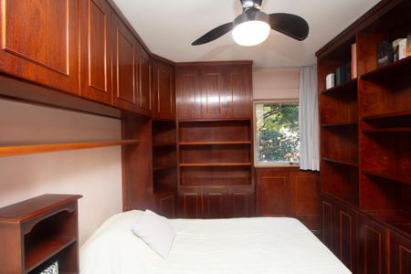 Apartamento à venda com 103m², 2 quartos e sem vagaQuarto 2