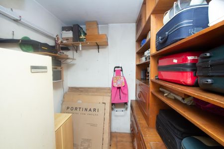 Apartamento à venda com 103m², 2 quartos e sem vagaQuarto de Serviço