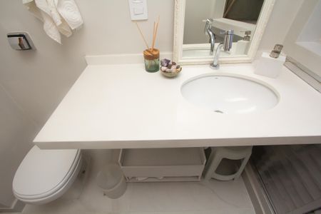 Apartamento à venda com 103m², 2 quartos e sem vagaBanheiro