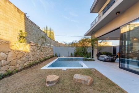 Casa de condomínio à venda com 400m², 5 quartos e 6 vagasFoto 03