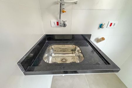 Apartamento à venda com 73m², 2 quartos e 1 vagaÁrea de Serviço