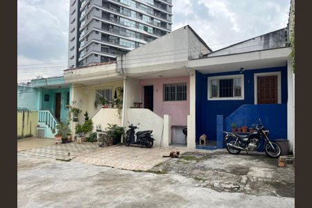 Casa à venda com 55m², 1 quarto e 2 vagas Casa à venda com 55m², 1 quarto e 2 vagasÁrea comum