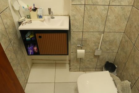 Casa à venda com 55m², 1 quarto e 2 vagasBanheiro