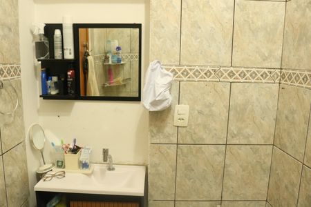 Casa à venda com 55m², 1 quarto e 2 vagasBanheiro