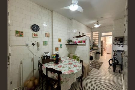 Apartamento à venda com 220m², 3 quartos e 1 vagaCozinha