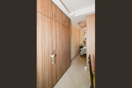 Casa à venda com 550m², 3 quartos e 3 vagas Casa à venda com 550m², 3 quartos e 3 vagasSuíte 2