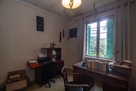 Casa à venda com 408m², 6 quartos e 2 vagasQuarto 2