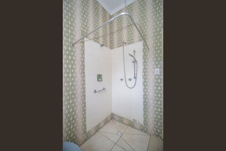 Casa à venda com 408m², 6 quartos e 2 vagasBanheiro