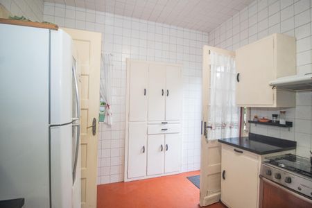 Casa à venda com 408m², 6 quartos e 2 vagasCozinha