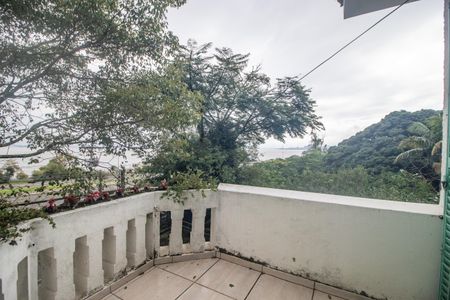 Casa à venda com 408m², 6 quartos e 2 vagasVaranda