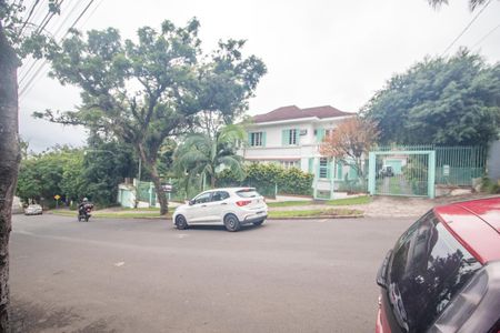 Casa à venda com 408m², 6 quartos e 2 vagasFachada