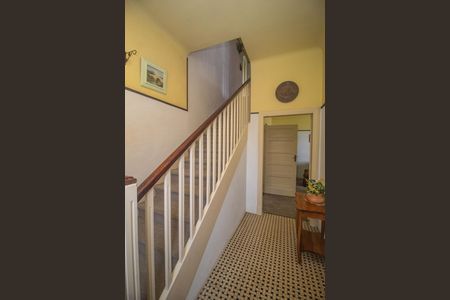 Casa à venda com 408m², 6 quartos e 2 vagasCorredor