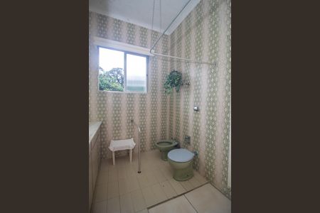 Casa à venda com 408m², 6 quartos e 2 vagasBanheiro