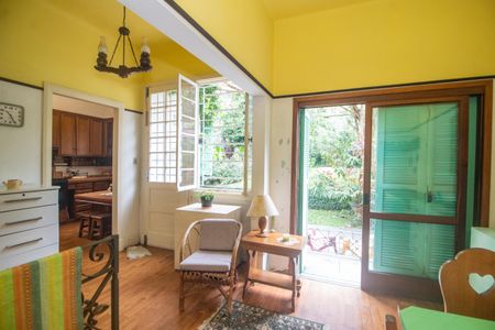 Casa à venda com 408m², 6 quartos e 2 vagasSala 6