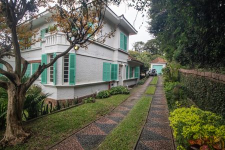 Casa à venda com 408m², 6 quartos e 2 vagasQuintal