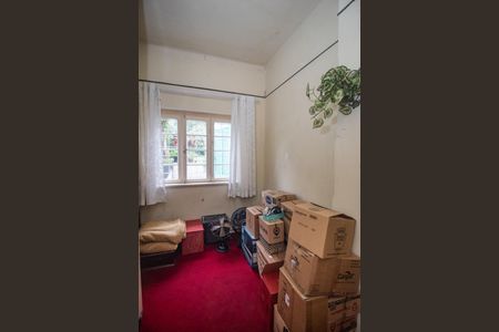 Casa à venda com 408m², 6 quartos e 2 vagasQuarto