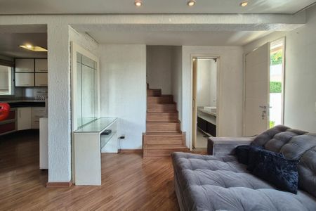 Casa de condomínio à venda com 111m², 3 quartos e 2 vagasSala