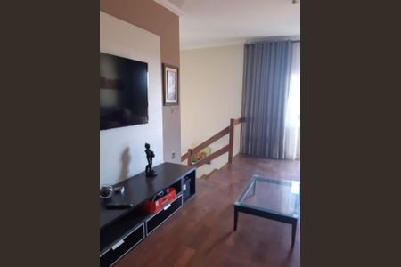Casa à venda com 400m², 4 quartos e 4 vagasFoto 02