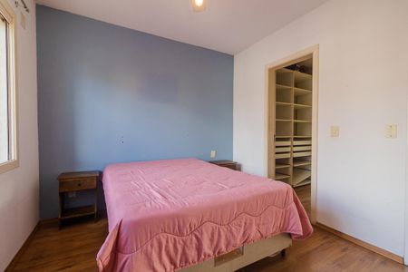 Casa à venda com 140m², 3 quartos e 2 vagas Casa à venda com 140m², 3 quartos e 2 vagasSuíte